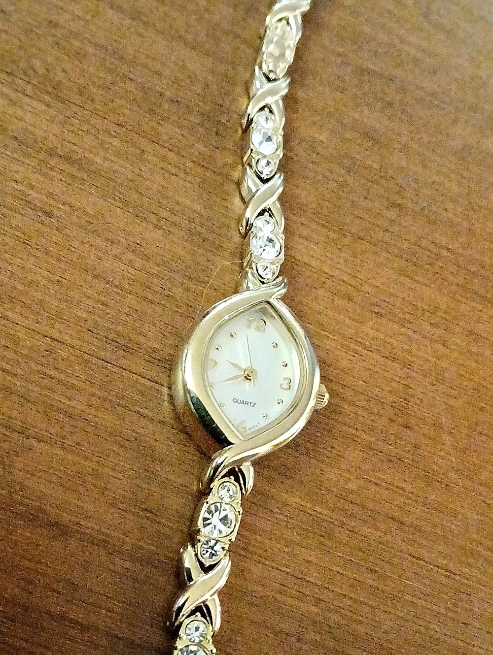 Vtg Women’s Quartz Oval Gold-Tone Bracelet Watch Rhinestone Untested Needs Batt.